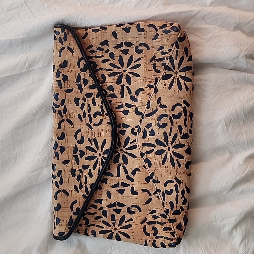 Buco cork and vegan leather clutch
